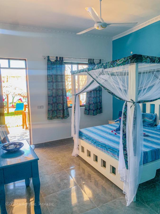Pineapple House Bed & Breakfast Nungwi Exterior photo